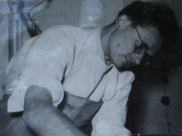 profesor Władyslaw Nasiłowski podczas sekcji zwłok,  Zabrze lata 50-te
